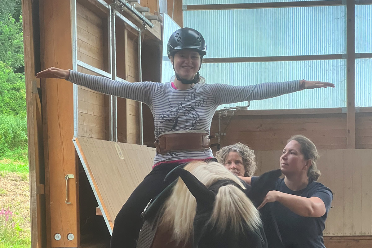 Hippotherapie in Kooperation mit der Schön Klinik Vogtareuth