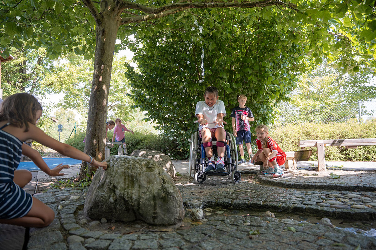 Inklusion Spielplatz an der Schön Klinik Vogtareuth