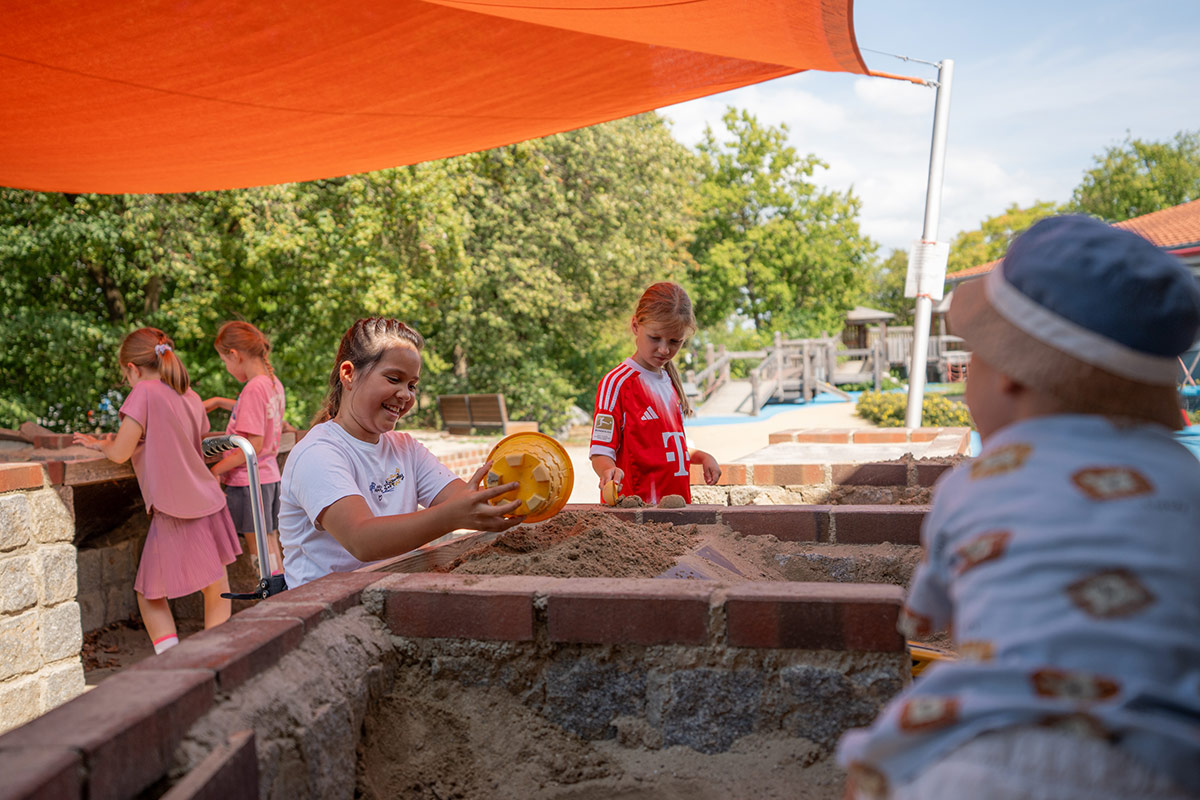 Inklusion Spielplatz an der Schön Klinik Vogtareuth