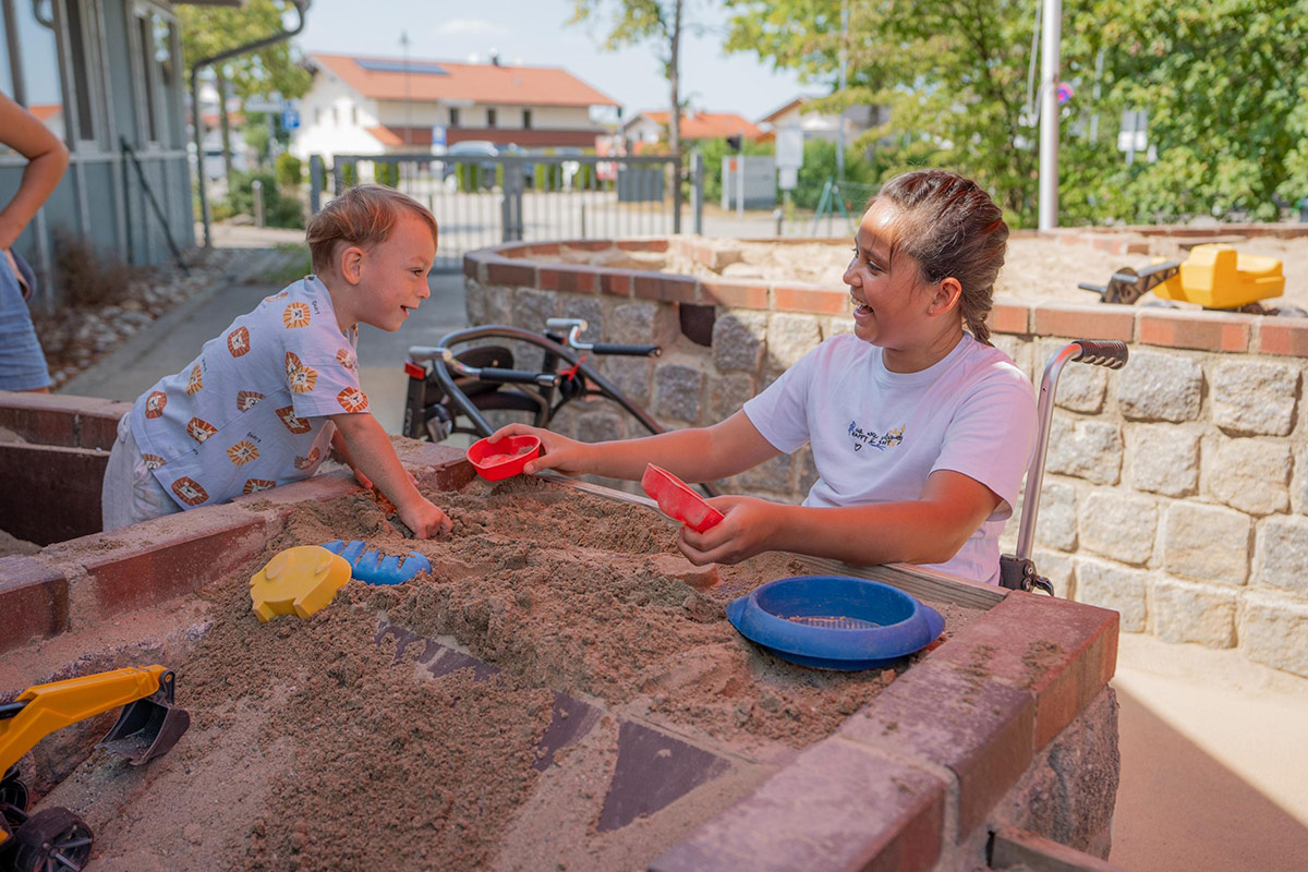 Inklusion Spielplatz an der Schön Klinik Vogtareuth